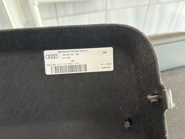 bontott AUDI A1 Kalaptartó