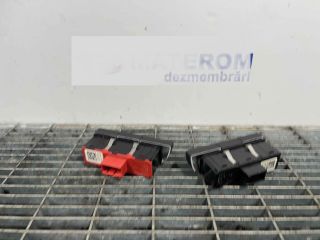 bontott AUDI A1 Kapcsoló (Magában)