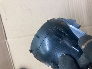 bontott AUDI A1 Középső Szellőző