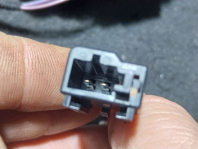 bontott AUDI A1 Központizár Motor Tankajtó