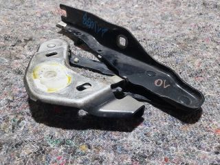 bontott AUDI A1 Motorháztető Jobb Zsanér