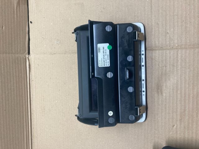 bontott AUDI A1 Multifunkciós Kijelző