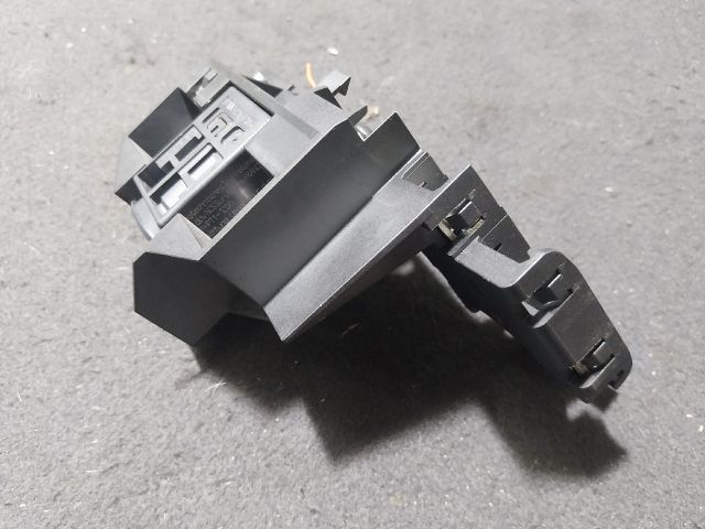 bontott AUDI A1 Pozitív Kábel Elosztó