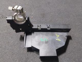 bontott AUDI A1 Pozitív Kábel Elosztó