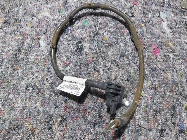 bontott AUDI A1 Pozitív Kábel