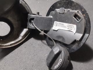 bontott AUDI A1 Tankajtó