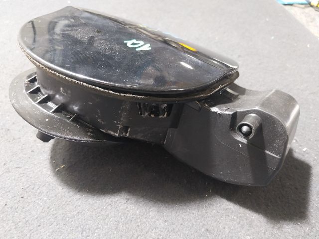 bontott AUDI A1 Tankajtó