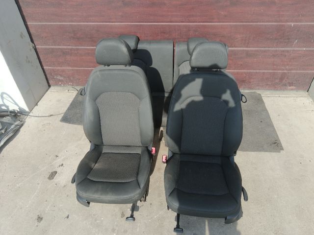 bontott AUDI A1 Ülés Szett