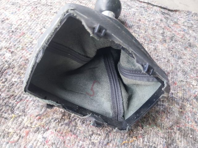 bontott AUDI A1 Váltószoknya