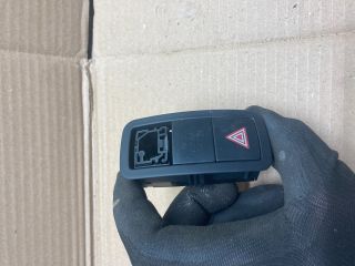 bontott AUDI A1 Vészvillogó Kapcsoló