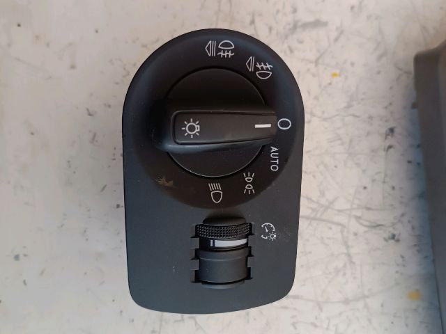 bontott AUDI A1 Világítás Kapcsoló