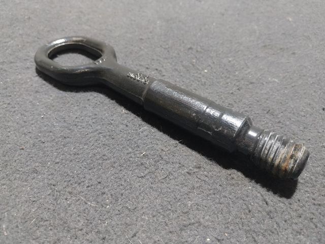 bontott AUDI A1 Vonószem