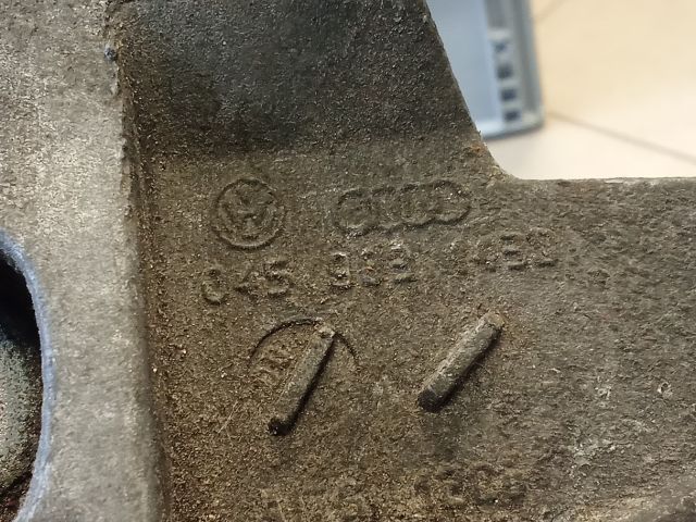 bontott AUDI A2 Generátor Tartó Bak