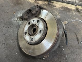 bontott AUDI A2 Bal első Csonkállvány Kerékaggyal