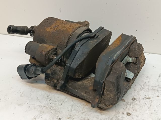 bontott AUDI A2 Bal első Féknyereg Munkahengerrel