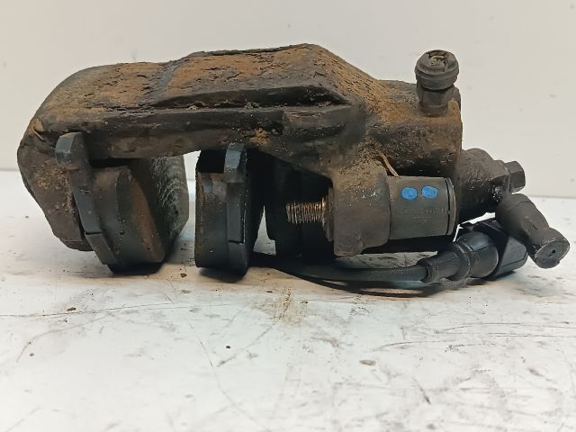 bontott AUDI A2 Bal első Féknyereg Munkahengerrel