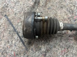 bontott AUDI A2 Bal Féltengely