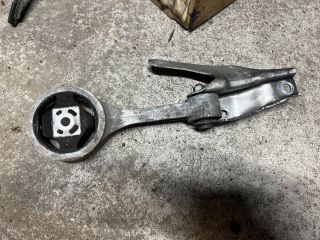 bontott AUDI A2 Billenésgátló Bak