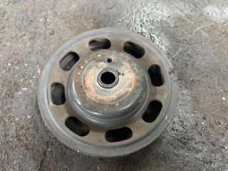 bontott AUDI A2 Főtengely Szíjtárcsa