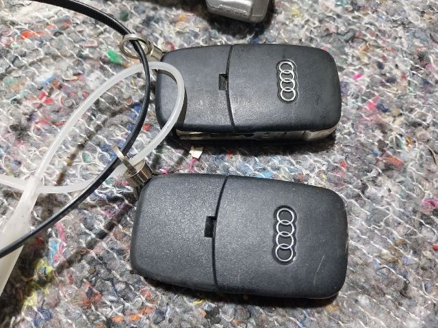 bontott AUDI A2 Gyújtáskapcsoló Házzal