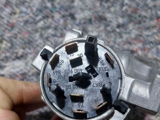 bontott AUDI A2 Gyújtáskapcsoló Házzal