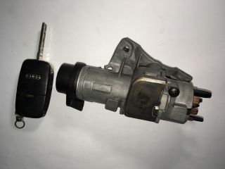 bontott AUDI A2 Gyújtáskapcsoló Házzal
