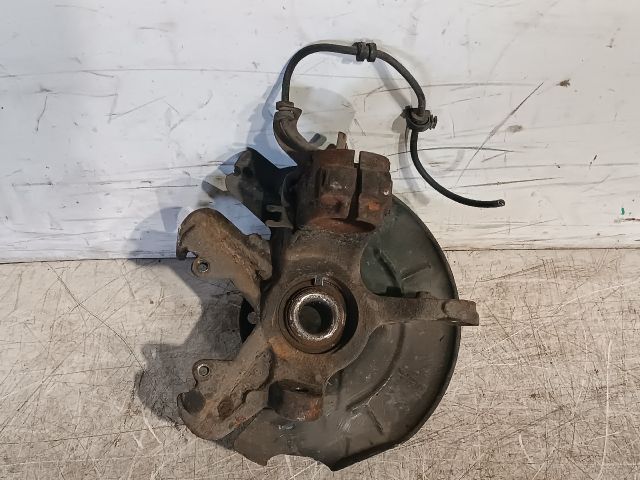 bontott AUDI A2 Jobb első Csonkállvány Kerékaggyal