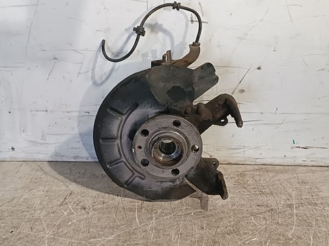 bontott AUDI A2 Jobb első Csonkállvány Kerékaggyal