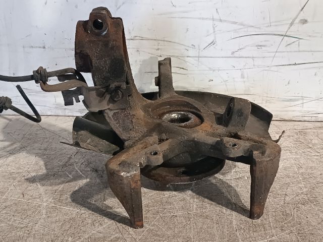 bontott AUDI A2 Jobb első Csonkállvány Kerékaggyal