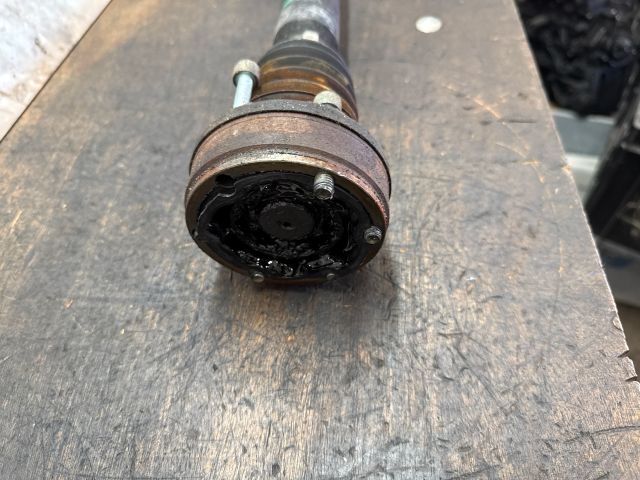 bontott AUDI A2 Jobb Féltengely