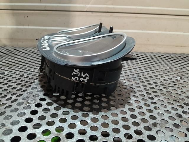 bontott AUDI A2 Kilométeróra