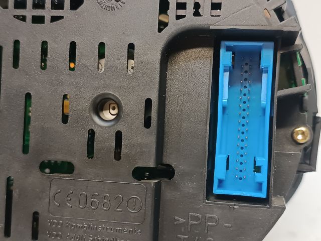 bontott AUDI A2 Kilométeróra