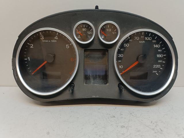 bontott AUDI A2 Kilométeróra