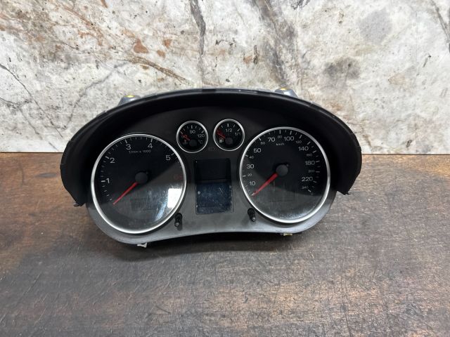 bontott AUDI A2 Kilométeróra