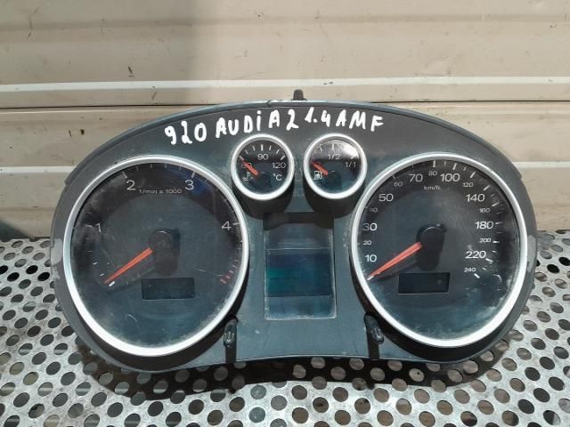 bontott AUDI A2 Kilométeróra
