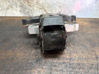 bontott AUDI A2 Motor Tartó Bak Bal