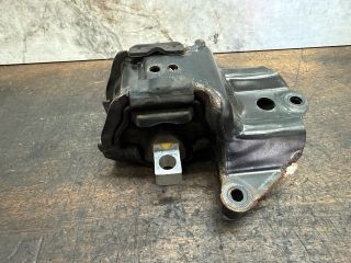 bontott AUDI A2 Motor Tartó Bak Bal