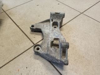 bontott AUDI A2 Generátor Tartó Bak