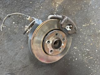 bontott AUDI A2 Jobb első Csonkállvány Kerékaggyal