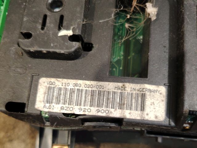 bontott AUDI A2 Kilométeróra