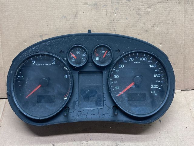 bontott AUDI A2 Kilométeróra