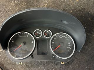 bontott AUDI A2 Kilométeróra