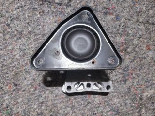 bontott AUDI A2 Motor Tartó Bak Jobb