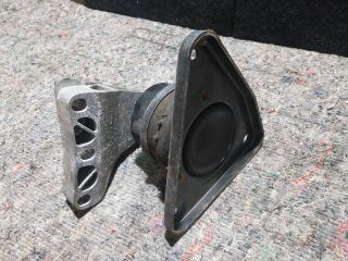 bontott AUDI A2 Motor Tartó Bak Jobb
