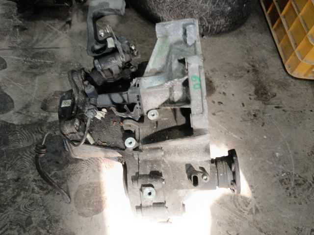 bontott AUDI A2 Váltó (Mechanikus)