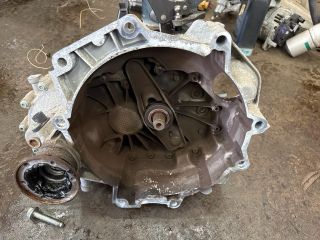 bontott AUDI A2 Váltó (Mechanikus)