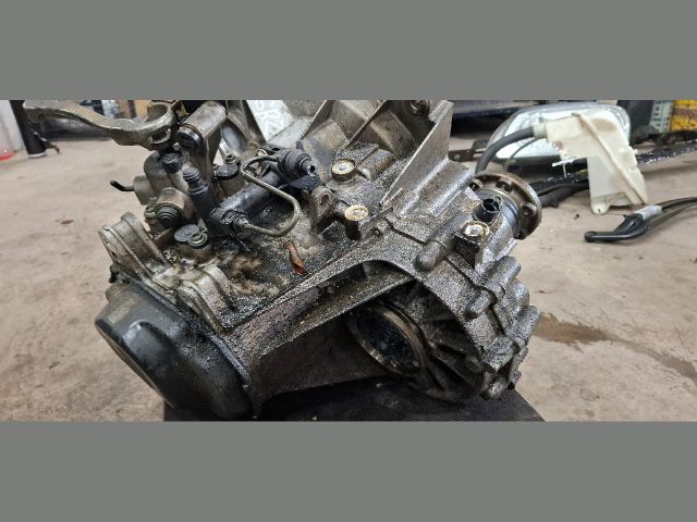 bontott AUDI A2 Váltó (Mechanikus)