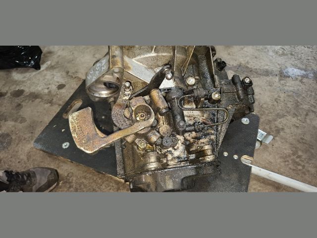 bontott AUDI A2 Váltó (Mechanikus)