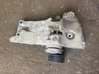 bontott AUDI A2 Generátor Tartó Bak