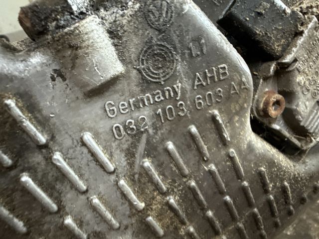 bontott AUDI A2 Olajteknő